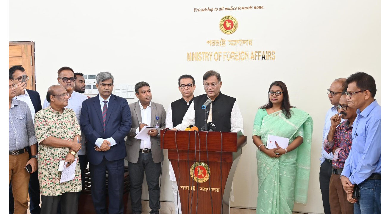বিএনপি স্বাধীনতাবিরোধী সাম্প্রদায়িক অপশক্তির তোষণ না করলে দেশ আরও এগিয়ে যেতো : পররাষ্ট্রমন্ত্রী